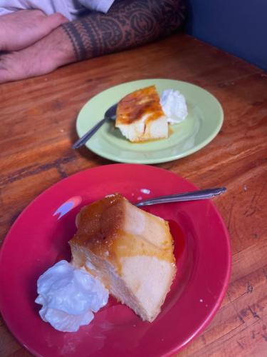 Flan & Budin de Pan.