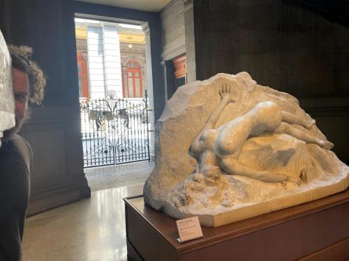 Nudelaug und Nackedei.