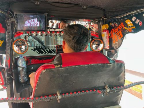 Super Tuktuk Plus Mega Boom.