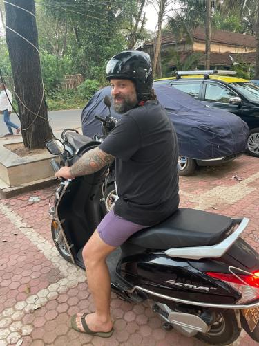 Zuerst mal a Mopeten!