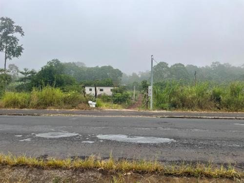 "Bitte da vorne beim Klo rauslassen".